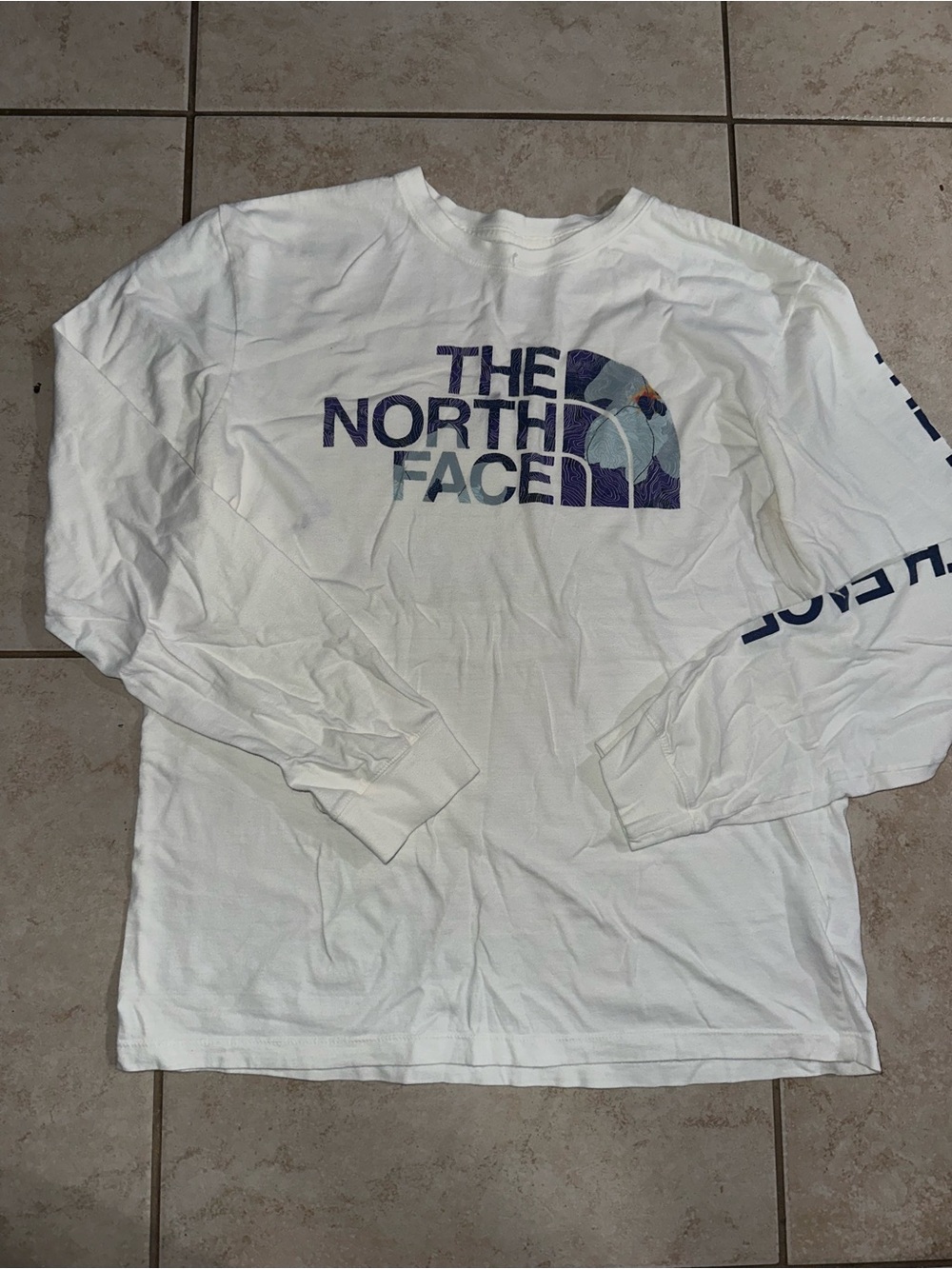 The North Face White Long Sleeve Graphic Logo Shirt Men’s Medium